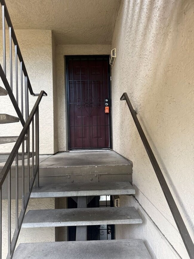 Photo - Nice 2 Bedroom 2 Bath Condo