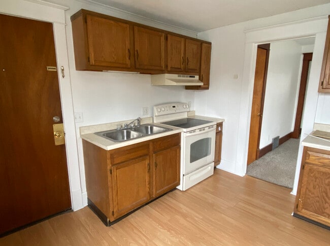 Photo - 1115 Oliver St Apartments Unit D