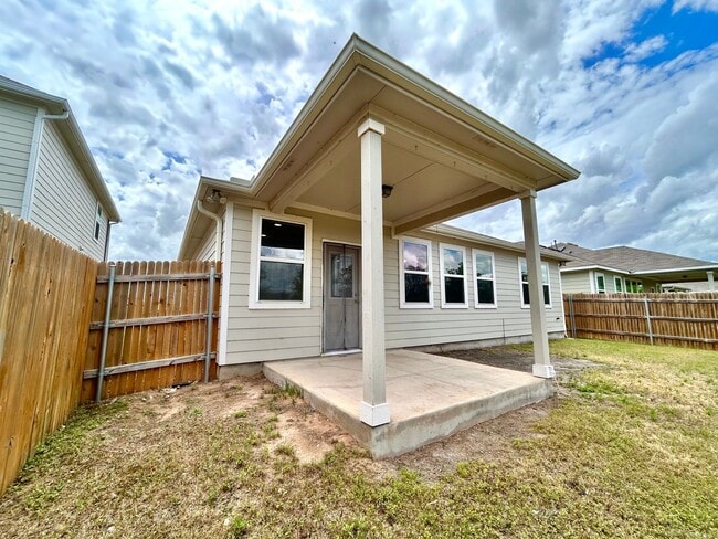 Photo - 12012 Saddle Rock Dr