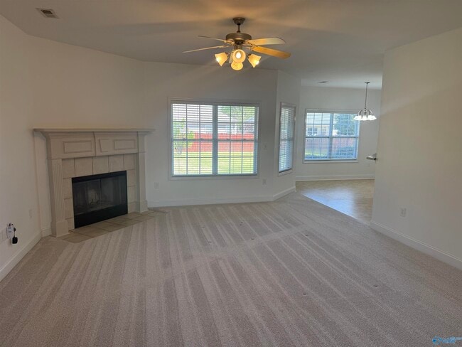 Photo - 5005 Liberty Park Cir SE