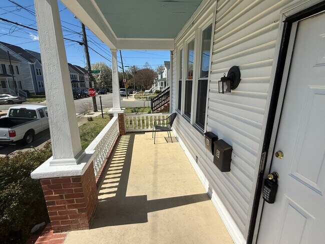 1729 Porter St Unit 1729 Porter St Apt A