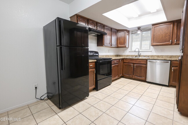 Photo - 11617 Soberana Ln