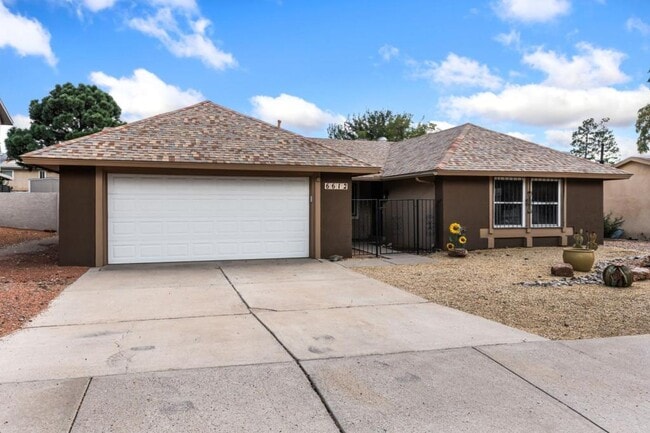 Photo - 6612 Christy Ave NE