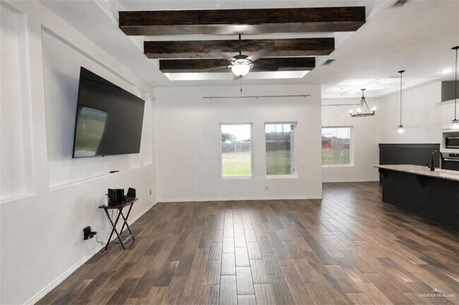 34 Ginko Dr