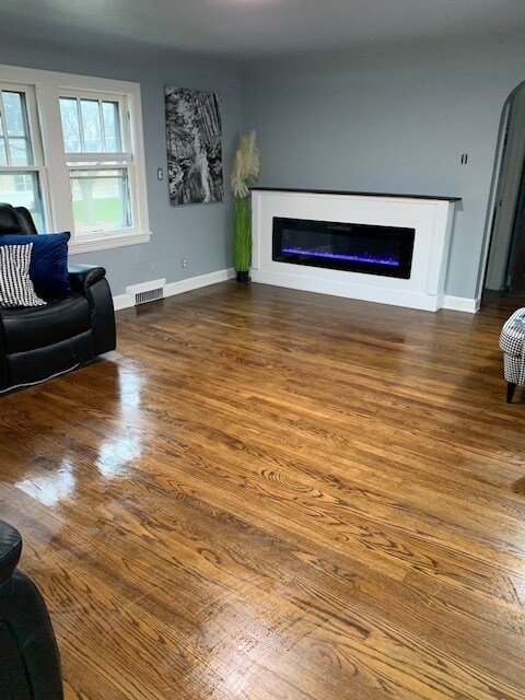 Photo - 119 N Baird St