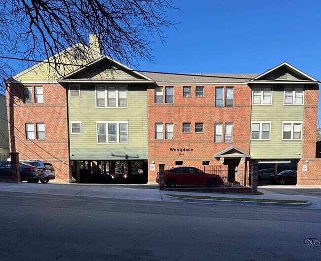 Building Photo - 2706 Salado St Unit 1