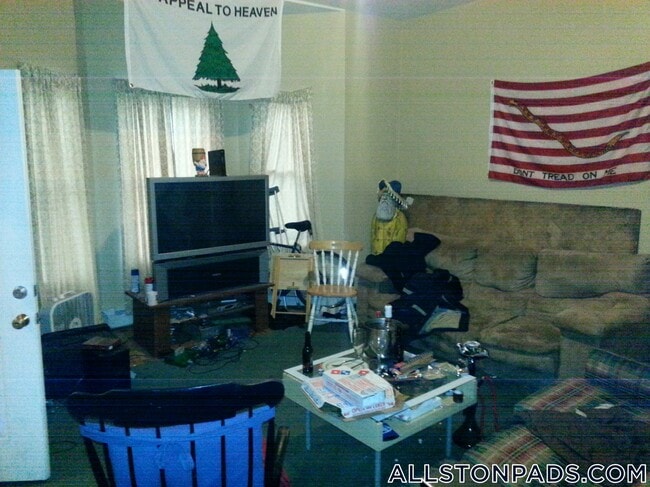 Photo - 21 Highgate St