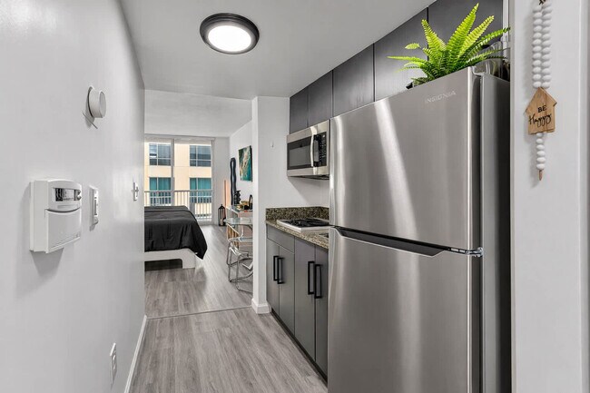 Photo - 1 SE 12th St Unidad SI FL26-ID1294663P