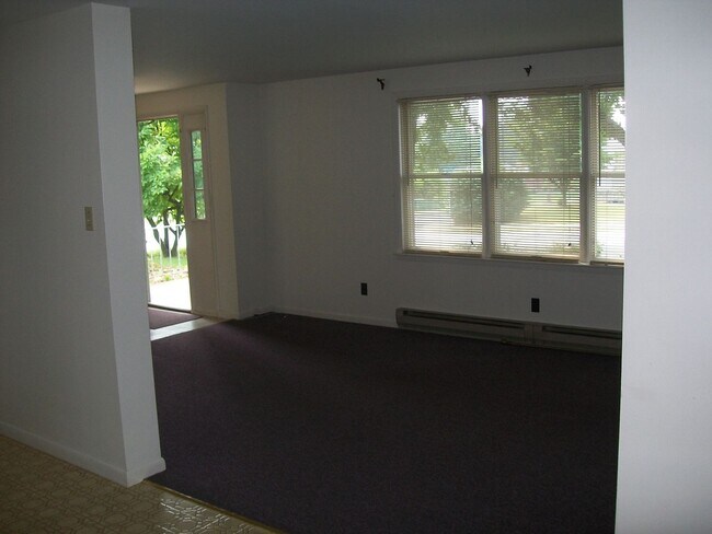 Photo - 163-165 Fairview Ave. Unit 163