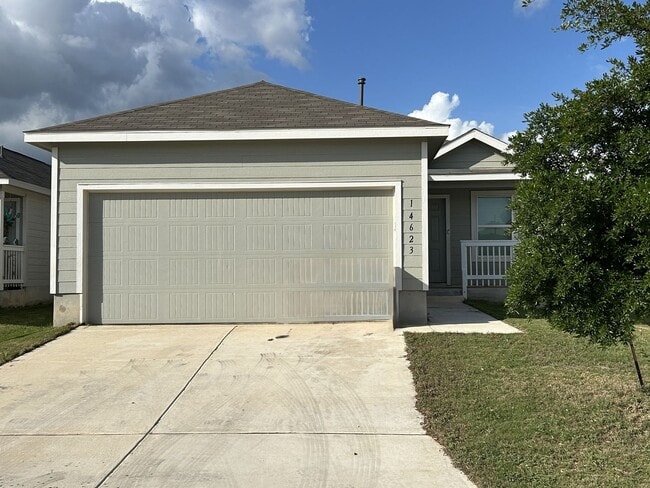 Building Photo - Comfortable 3-Bedroom/2-Bath in Growing Far Northwest