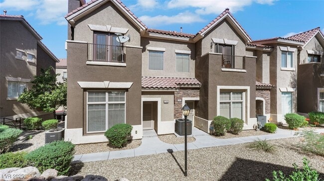 Photo - 2769 Fountain Ridge Ln