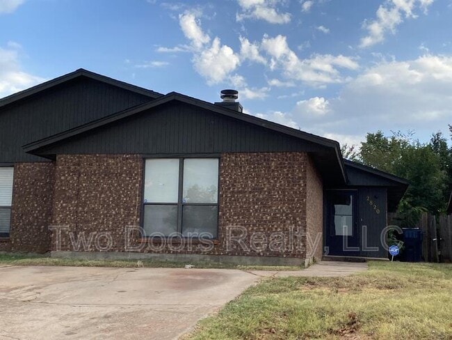 Building Photo - 2820 SE 55th St