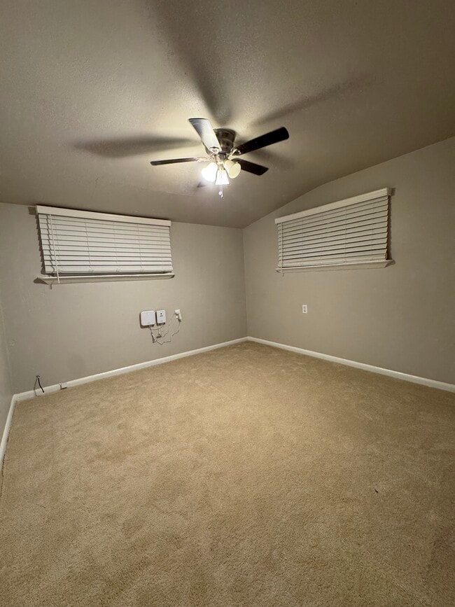 Photo - 1383 W Gill Pl