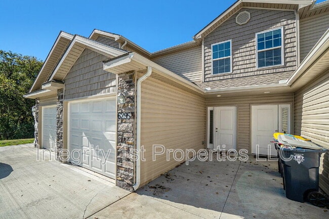 Photo - 6311 NE 44th St