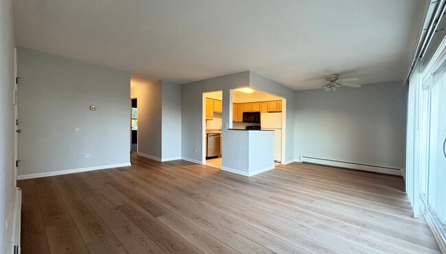 Photo - 995 S Ct of Shorewood Unit 3B