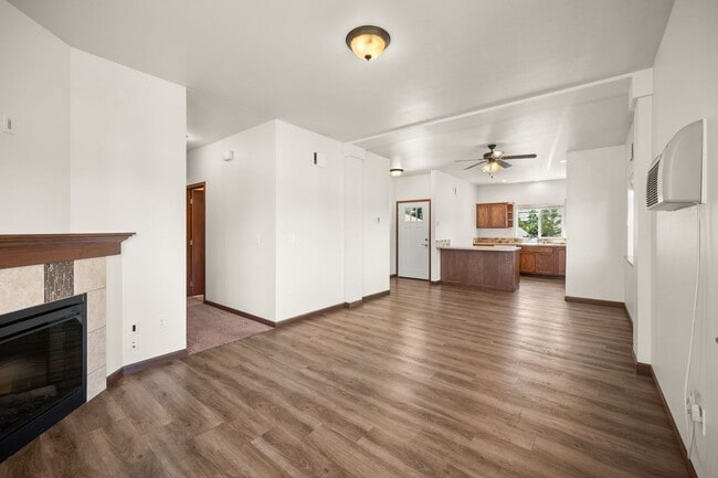 Photo - Spacious Valley Duplex Available Now!