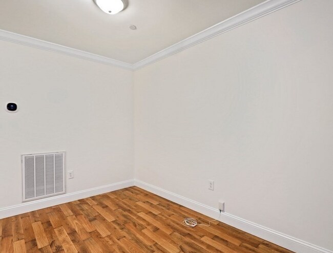 Photo - 327 Centre St Unit 203