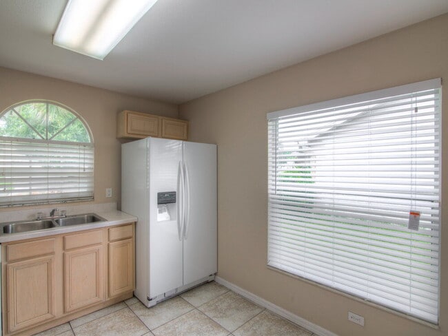 Photo - 1571 Oak Hill Trail