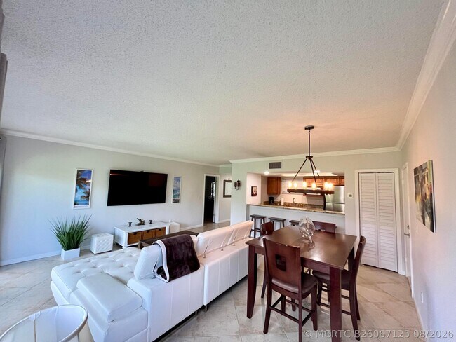 Photo - 11863 Wimbledon Cir Unit 401