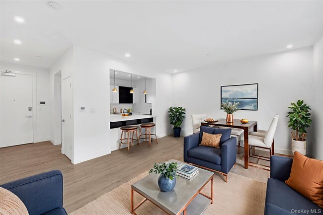 Photo - 645 N MacQuesten Pkwy Unit 3G