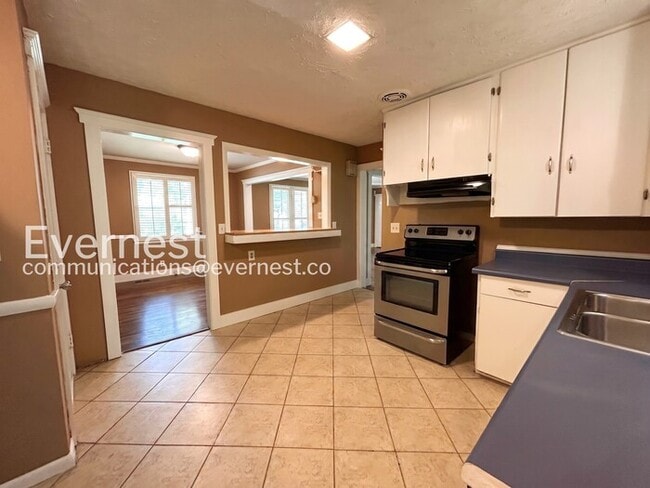 Photo - 4908 Briarwood Dr