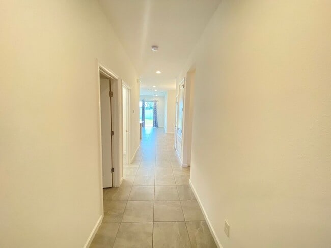 Photo - 1273 Hendon Lp