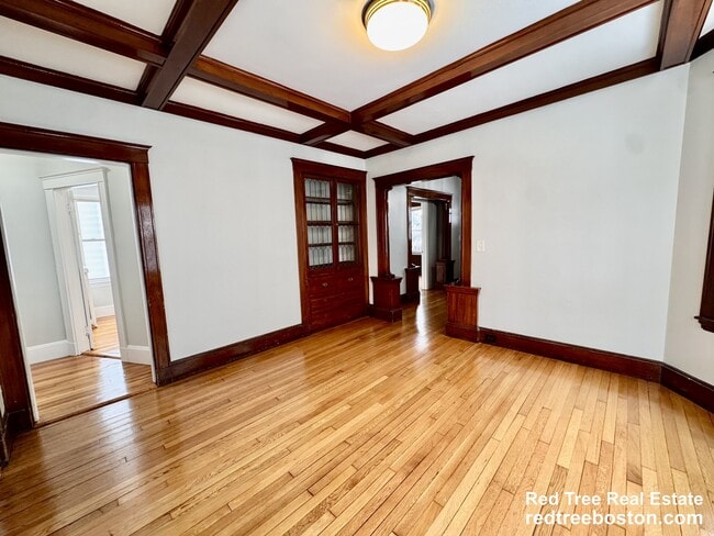 Photo - 129 Redlands Rd Unit 1