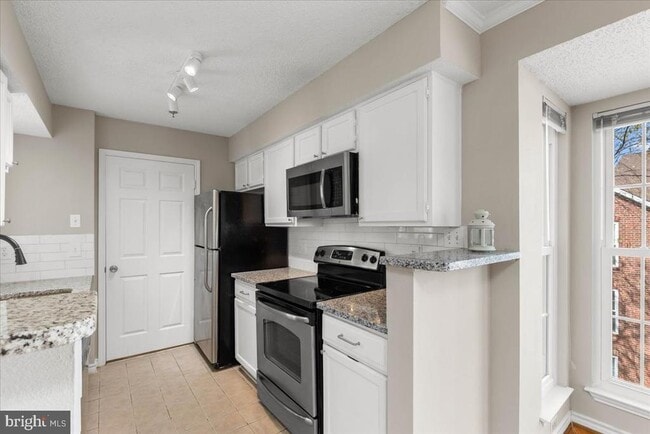 Photo - 1524 Lincoln Way Unit 325