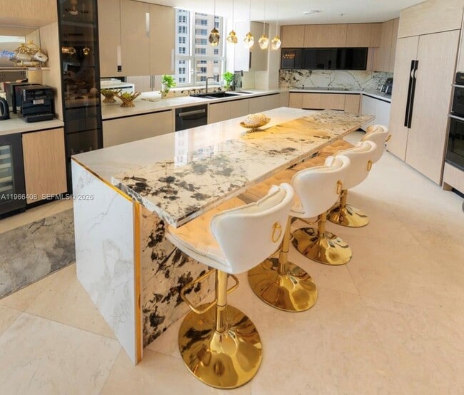 Photo - 848 Brickell Key Dr Unit 1601