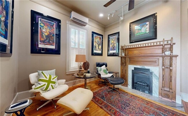 Photo - 1129 Egmont St