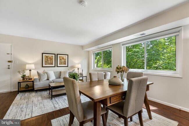 Photo - 3330 S 28th St Unidad 401