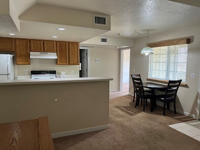 Photo - 2 Bed / 2 Bath Fort Collins Condo Near CSU with Patio & Washer/Dryer