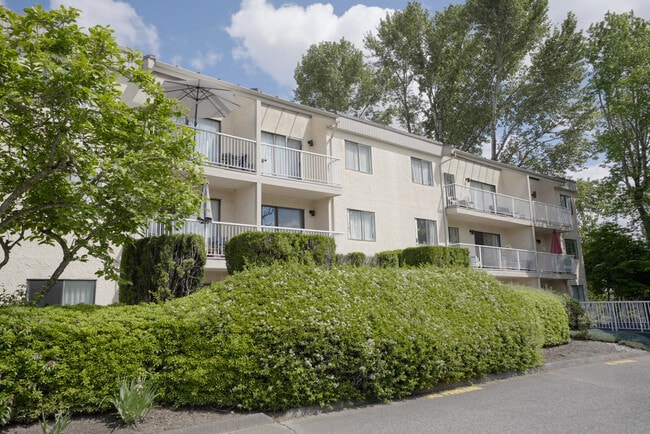 Building Photo - Sunridge