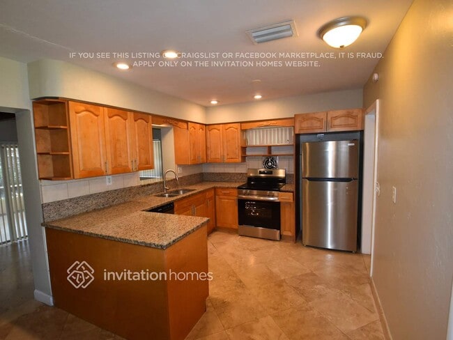 2720 SW 15th Ct