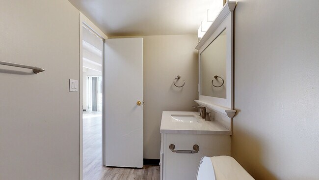 Photo - The Dolphin Apartments