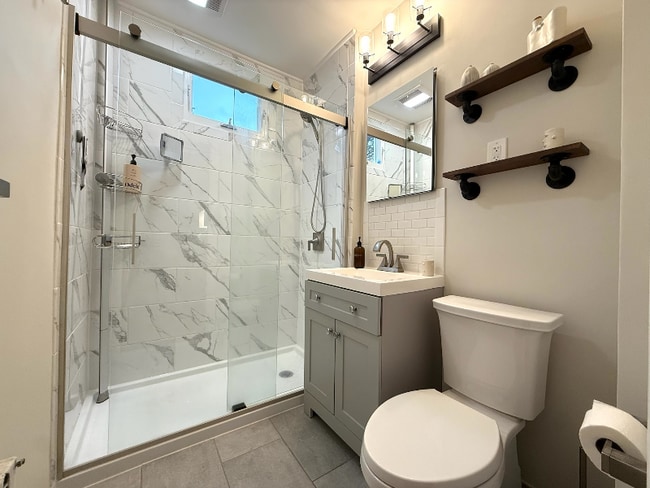 Photo - 37 Lindale Ave Unit 37 Lindale Ave