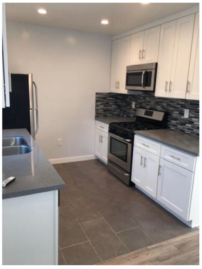 Photo - 655 Westminster Ave