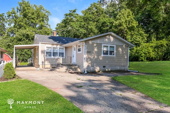 Photo - 1803 Dix Rd House