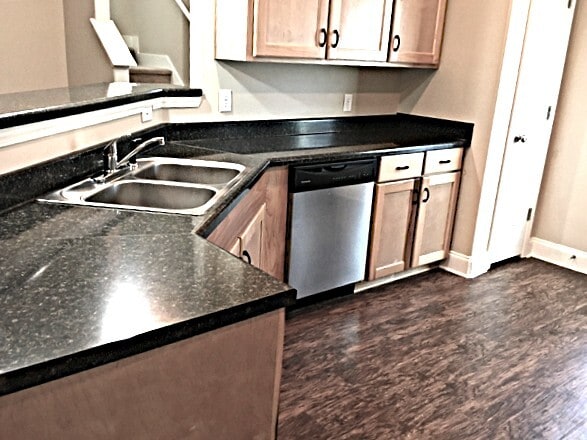 Photo - 306 Crabapple Cir