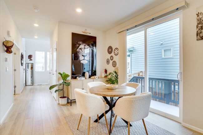 Photo - 6026 N Orleans St Unidad SI ID1546273P