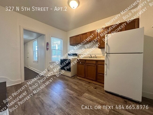 Photo - 327 N 5th St Unit Apt.2