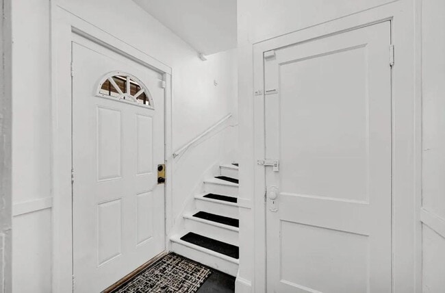 Photo - 1319 Marshall St