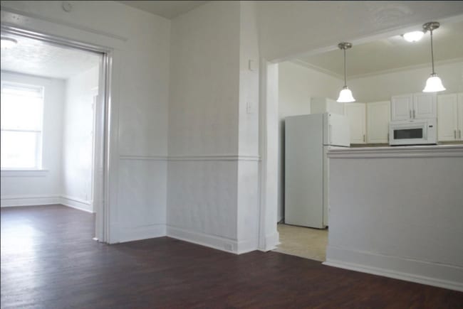 Photo - 3146 Keokuk St