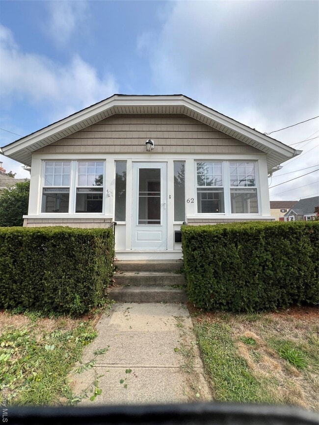 Building Photo - 62 Scarcliffe Dr Rental