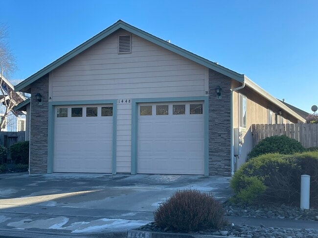 Photo - 1448 Honeycomb Ct Apartments Unit B