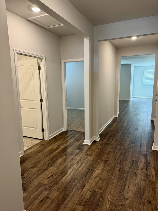 4066 Amelia Ln