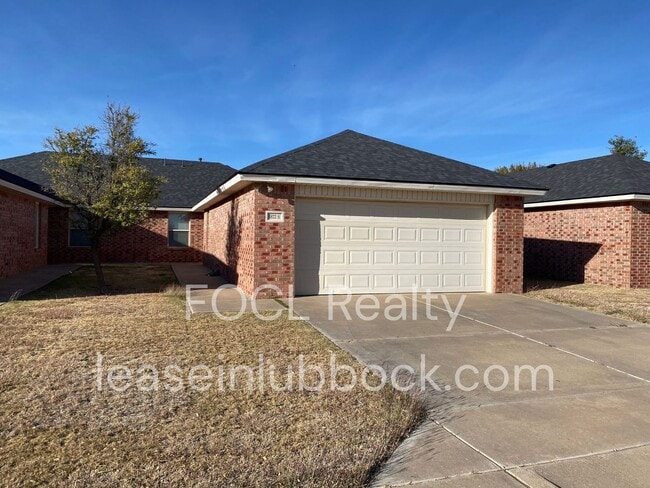 Building Photo - 5822 96th St Unit A