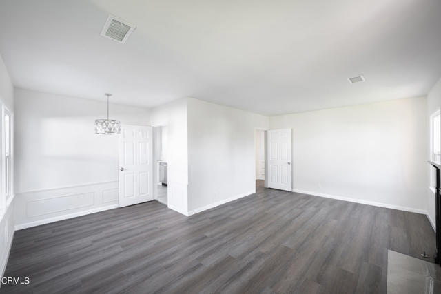 Photo - 5848 Court Ave