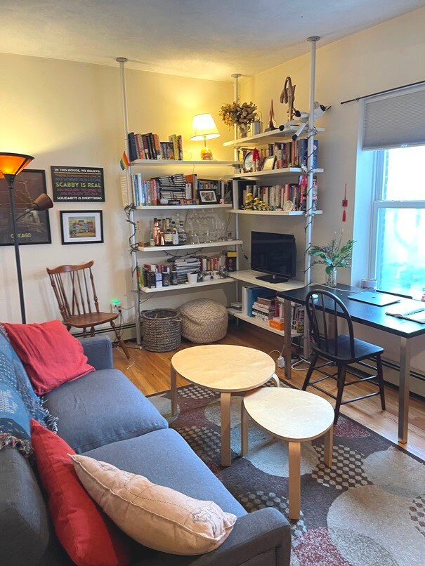 Building Photo - 120 Berkshire St Unit 3C Rental