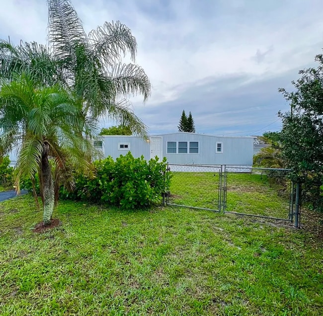 Photo - 4953 Gun Club Rd